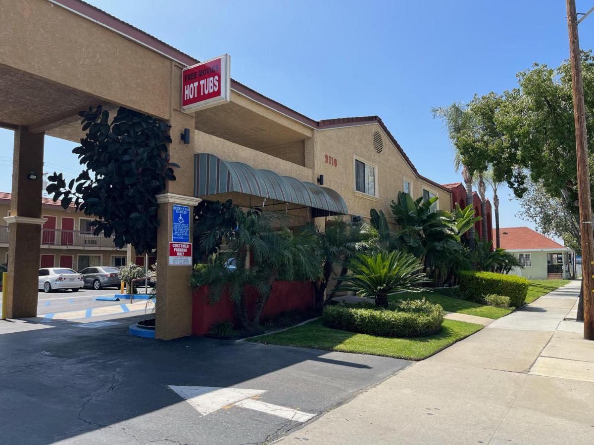Rivera & Pico Rivera