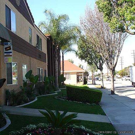 Rivera & Motel Pico Rivera